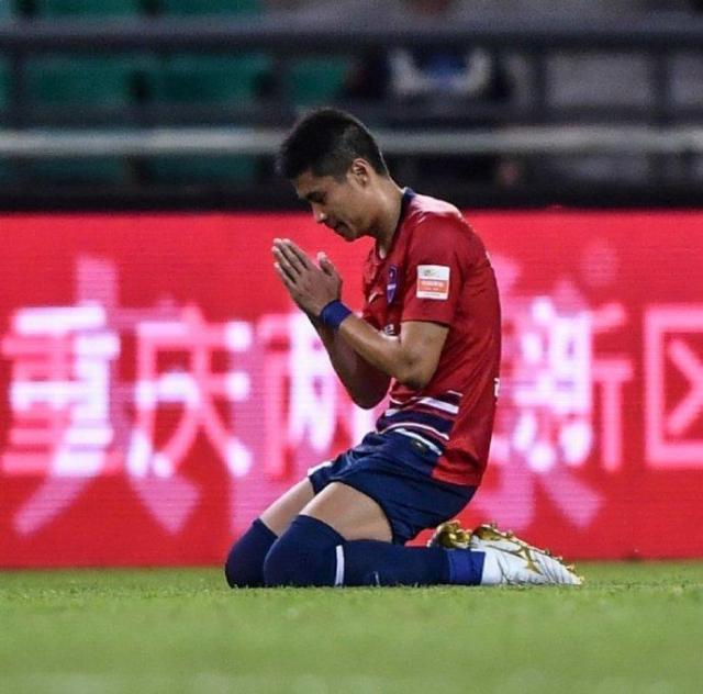 开云体育入口-【中超】让二追三上演惊天逆转 重庆3比2胜9人河南